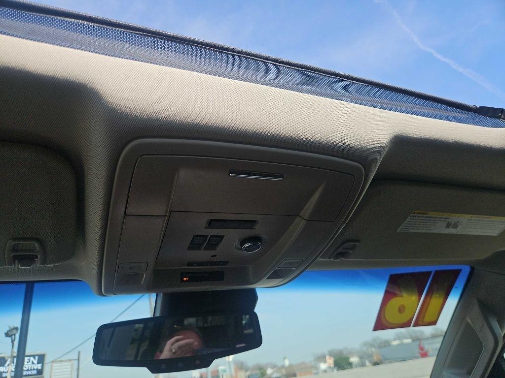 GMC Yukon XL Denali 4WD 2016