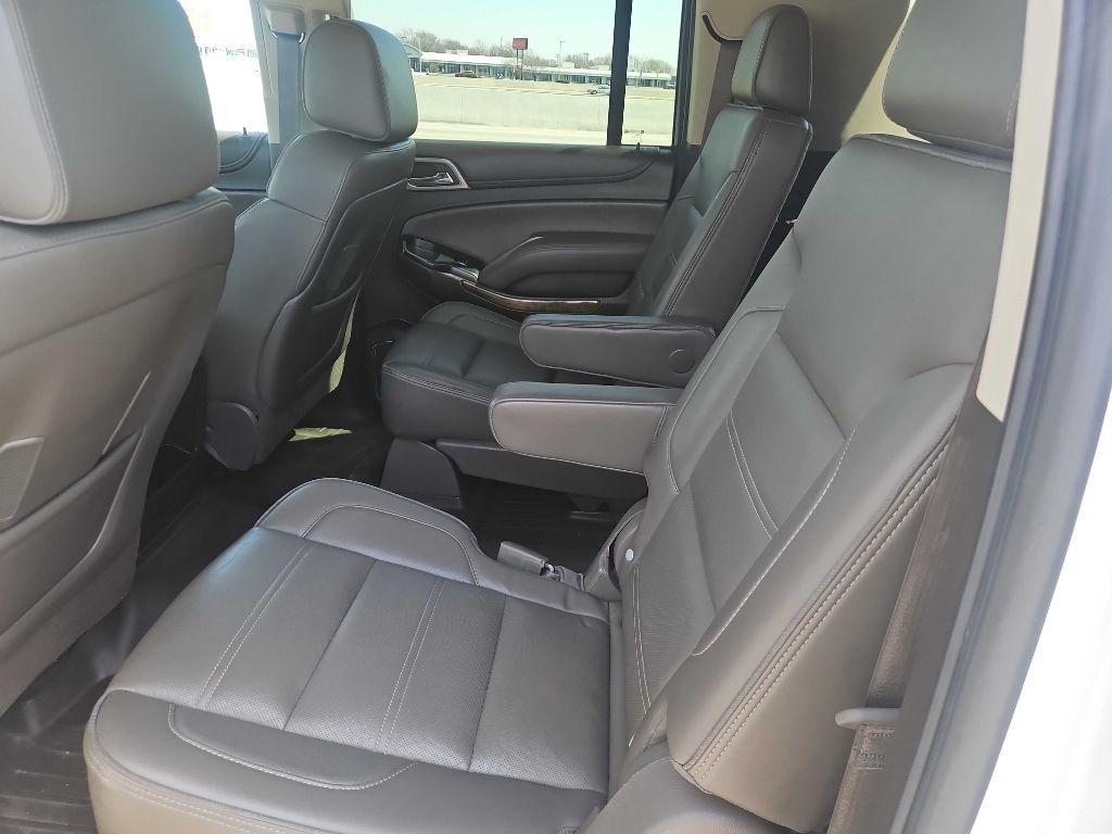 GMC Yukon XL Denali 4WD 2016