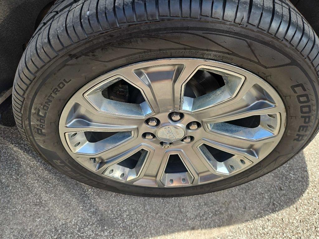 GMC Yukon XL Denali 4WD 2016