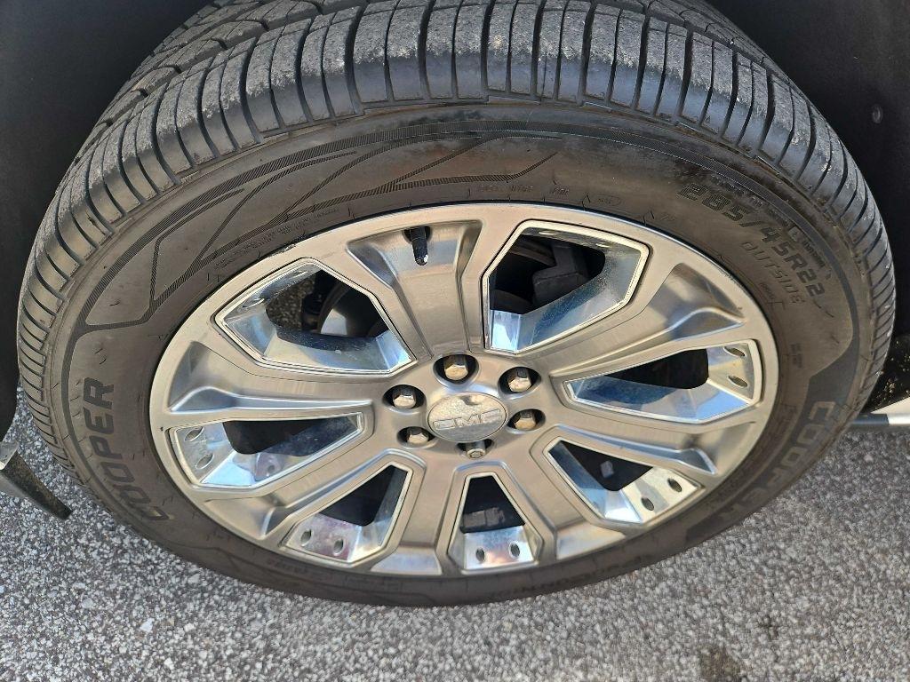 GMC Yukon XL Denali 4WD 2016