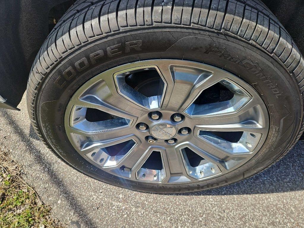 GMC Yukon XL Denali 4WD 2016