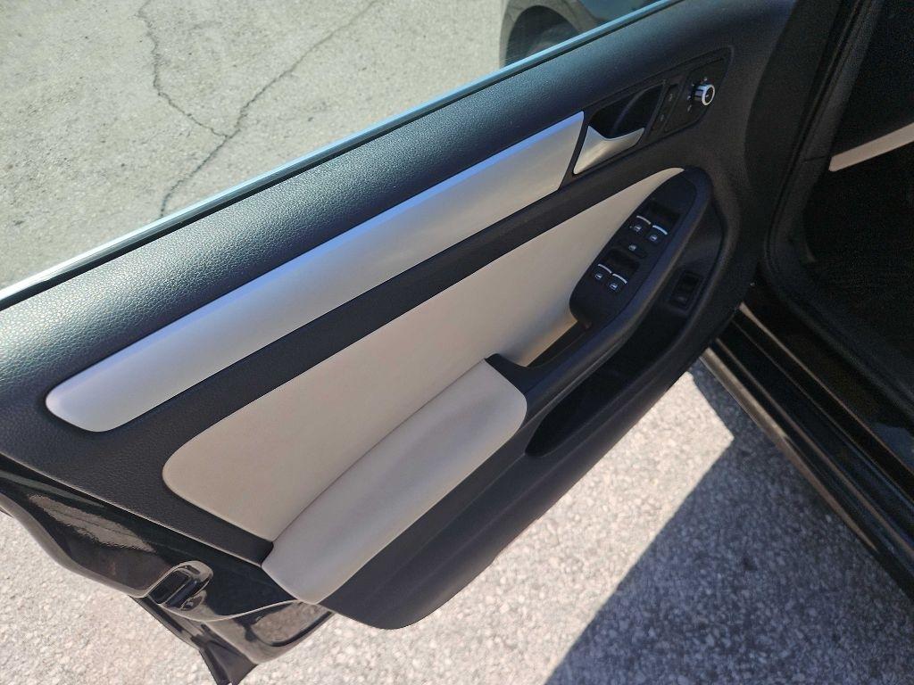 Volkswagen Jetta SE 2014