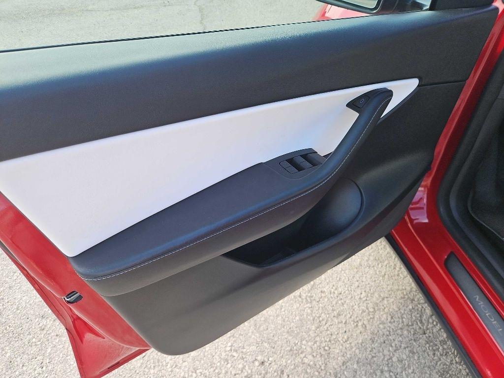 Tesla Model Y Performance 2022