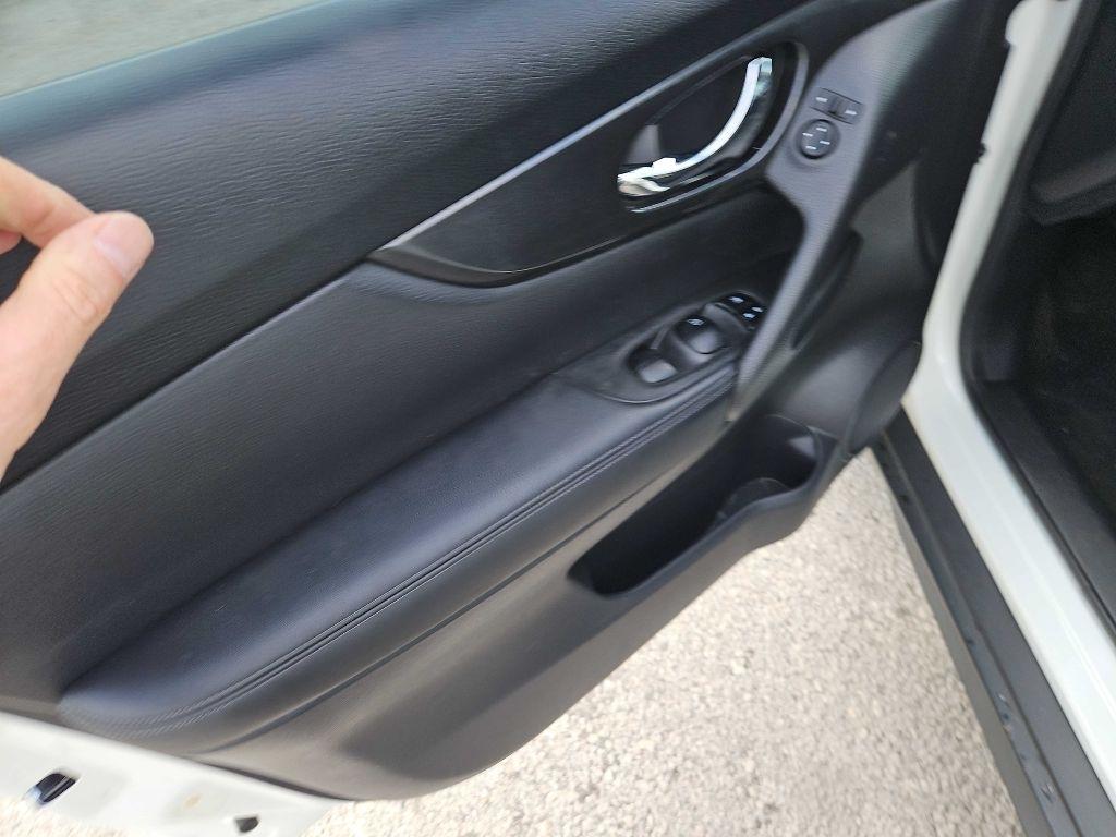 Nissan Rogue S AWD 2018