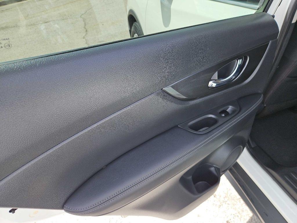 Nissan Rogue S AWD 2018