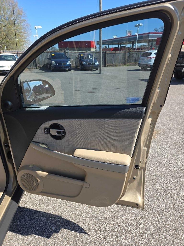 Chevrolet Equinox LS 2WD 2006