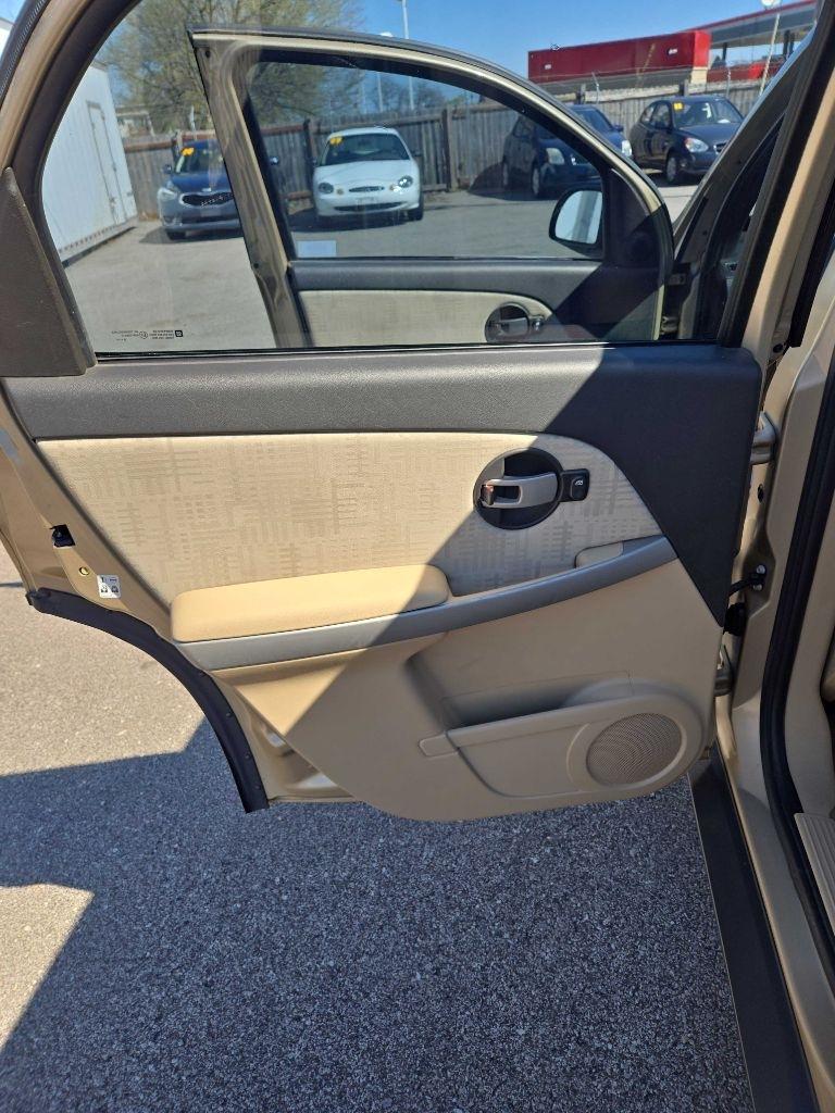 Chevrolet Equinox LS 2WD 2006