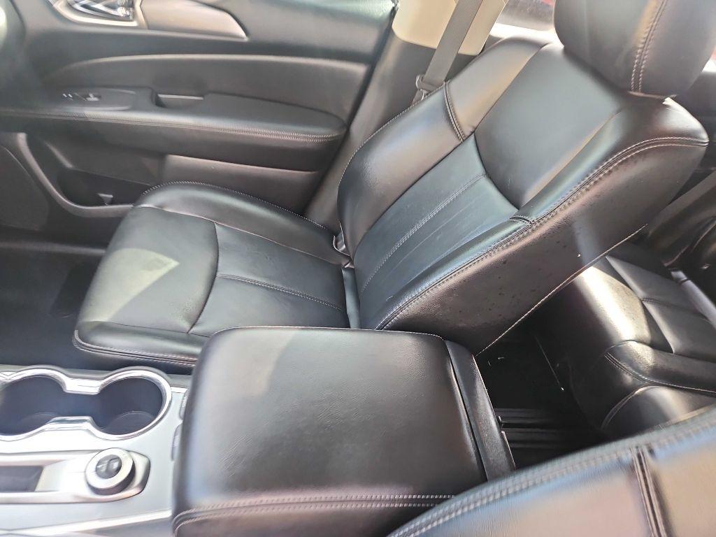Nissan Pathfinder S 4WD 2017