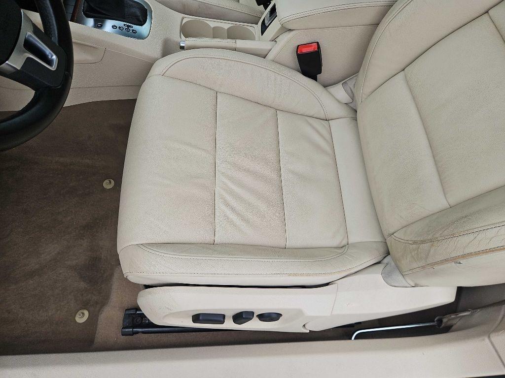 Volkswagen Eos Lux 2012