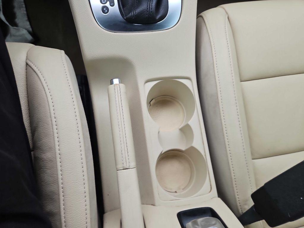 Volkswagen Eos Lux 2012