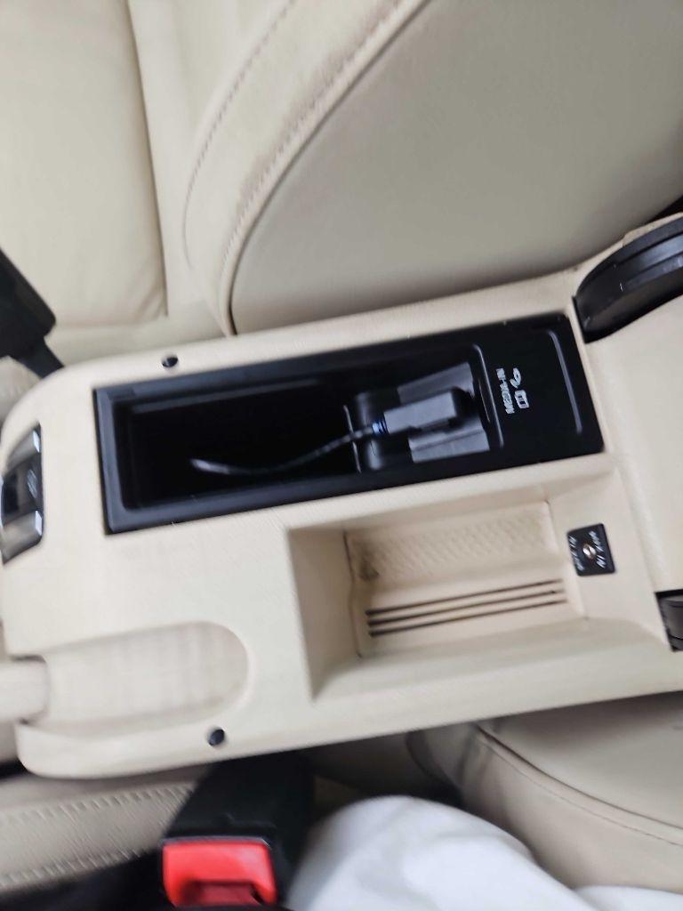 Volkswagen Eos Lux 2012