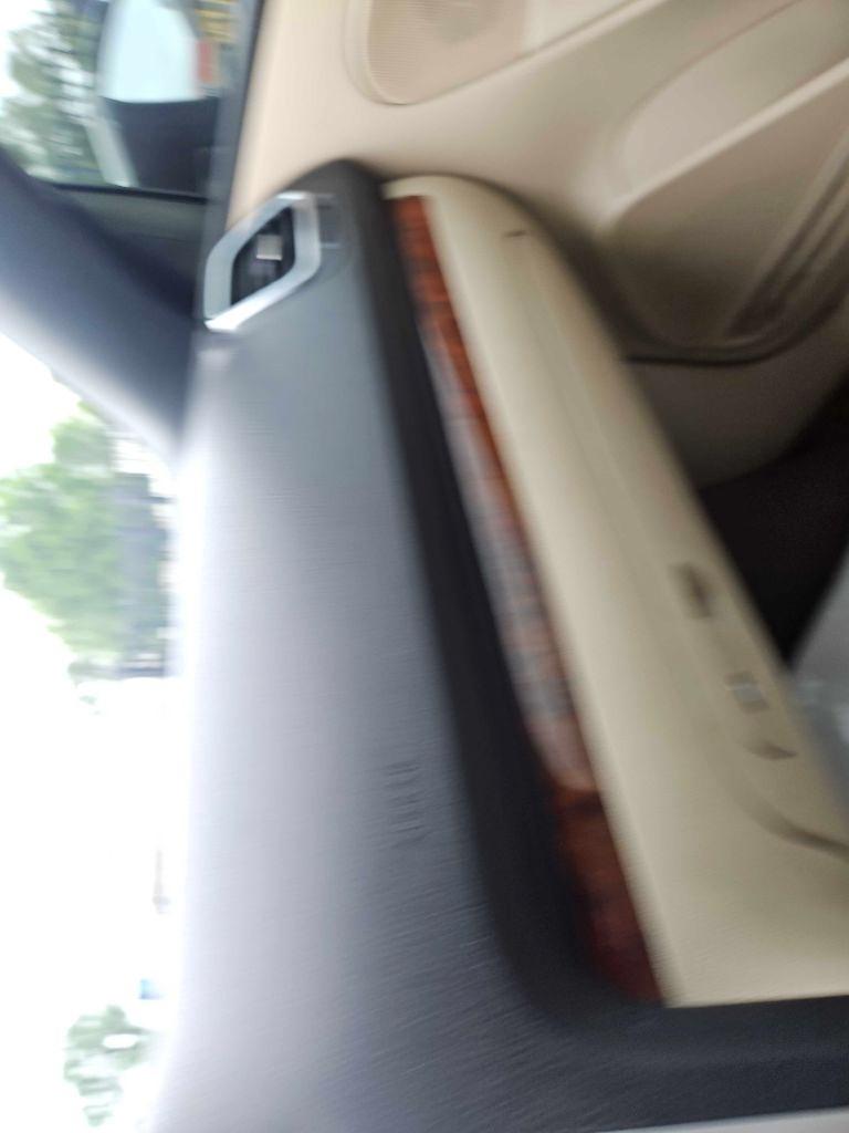 Volkswagen Eos Lux 2012