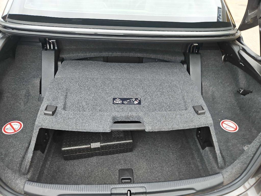 Volkswagen Eos Lux 2012