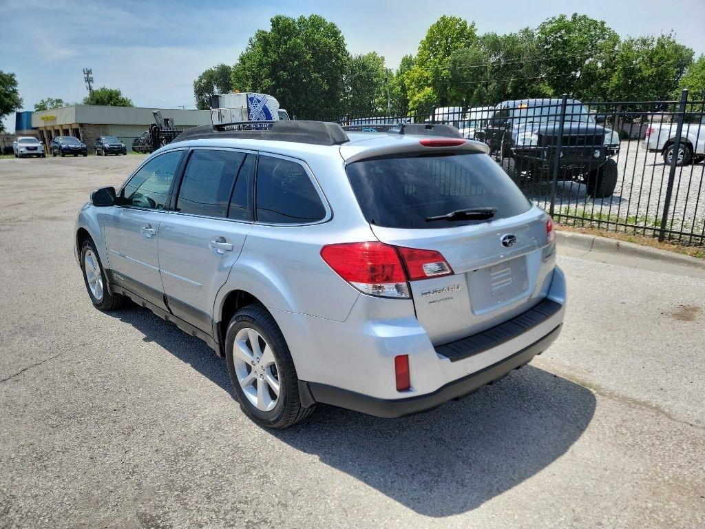 Subaru Outback 2.5i Limited 2013