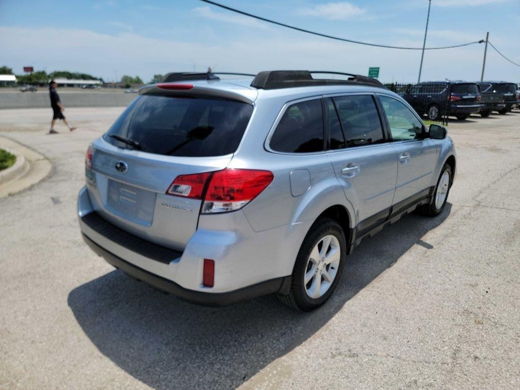 Subaru Outback 2.5i Limited 2013