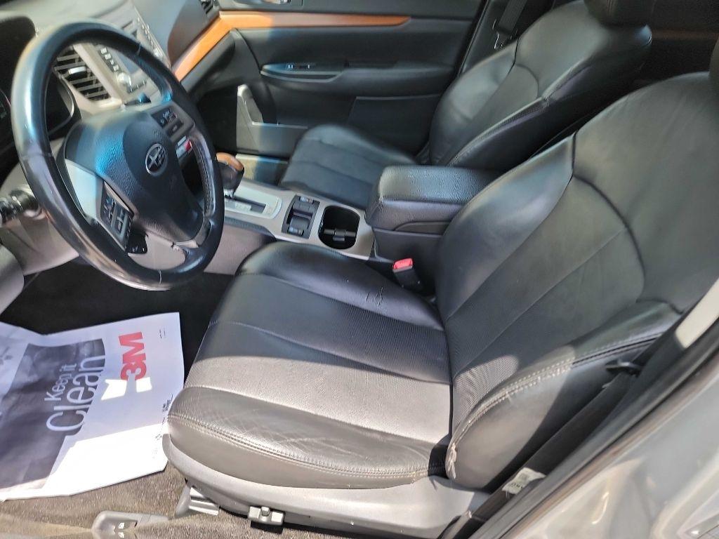 Subaru Outback 2.5i Limited 2013