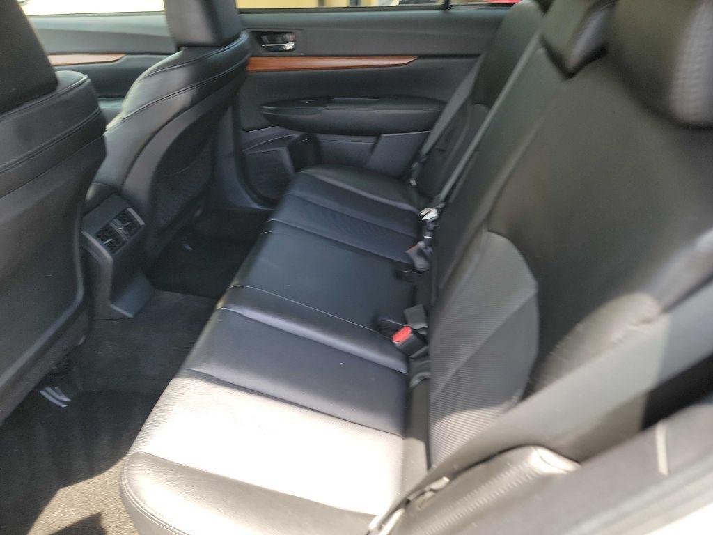 Subaru Outback 2.5i Limited 2013