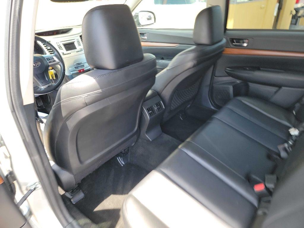 Subaru Outback 2.5i Limited 2013