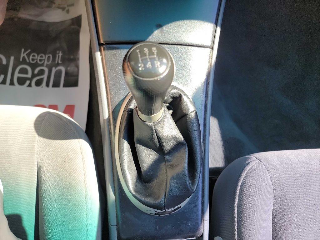 Honda Civic EX Sedan with Front Side Airbags 2003