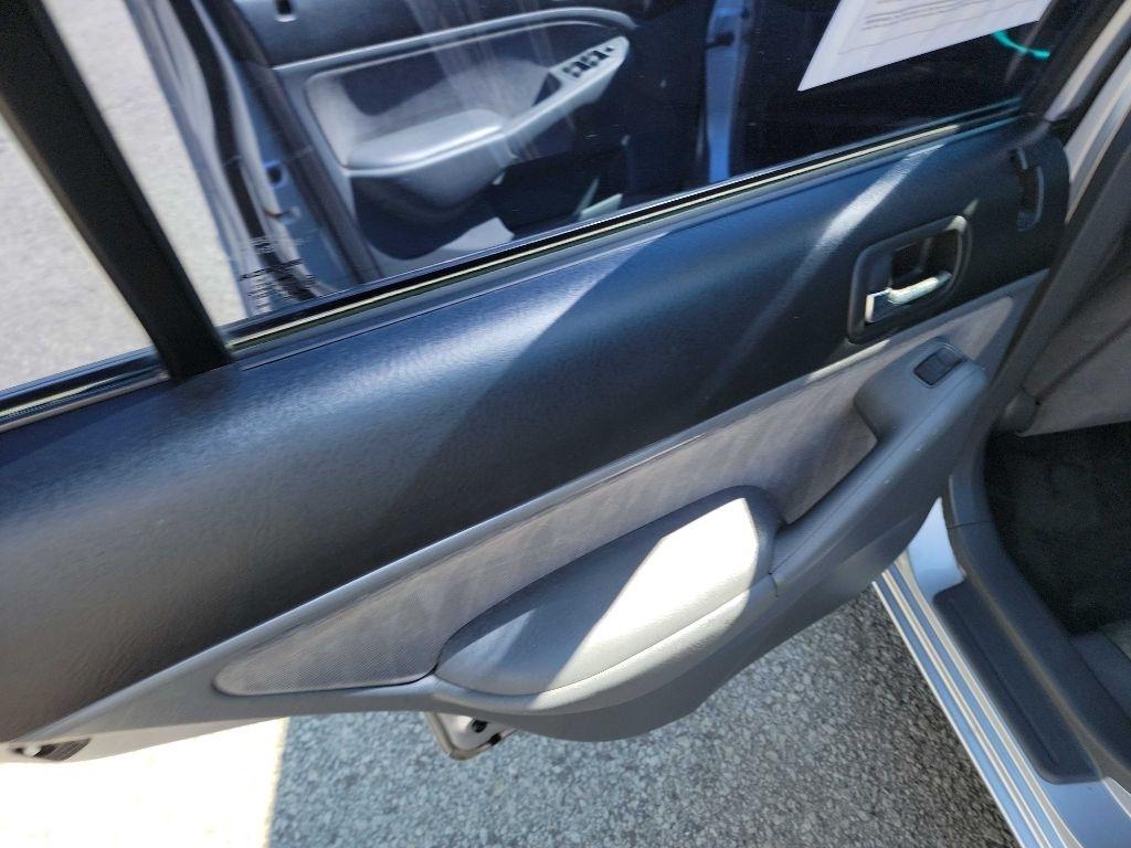 Honda Civic EX Sedan with Front Side Airbags 2003