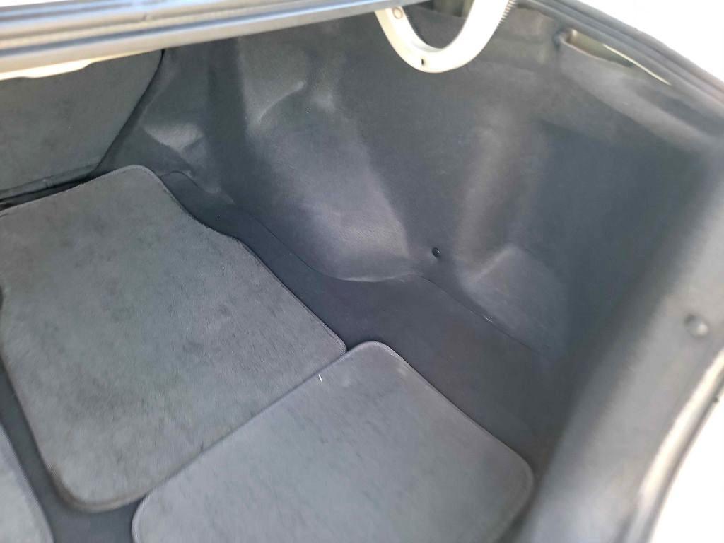 Honda Civic EX Sedan with Front Side Airbags 2003