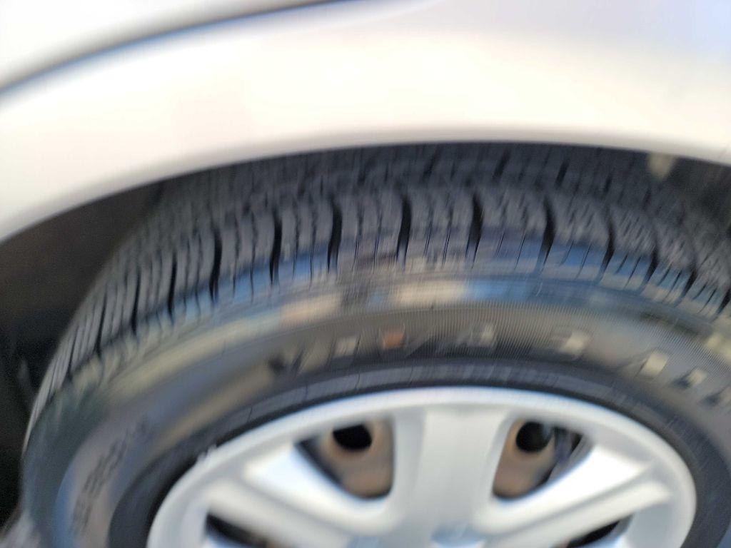 Honda Civic EX Sedan with Front Side Airbags 2003