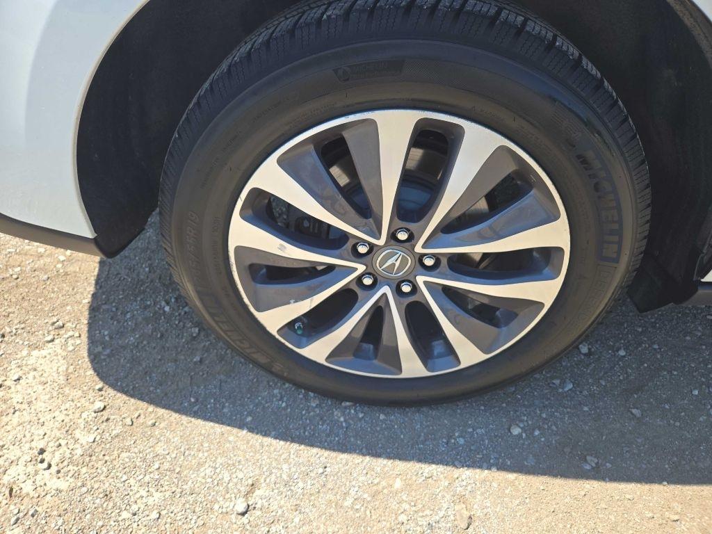 Acura MDX SH-AWD 9-Spd AT w/Tech Package 2016