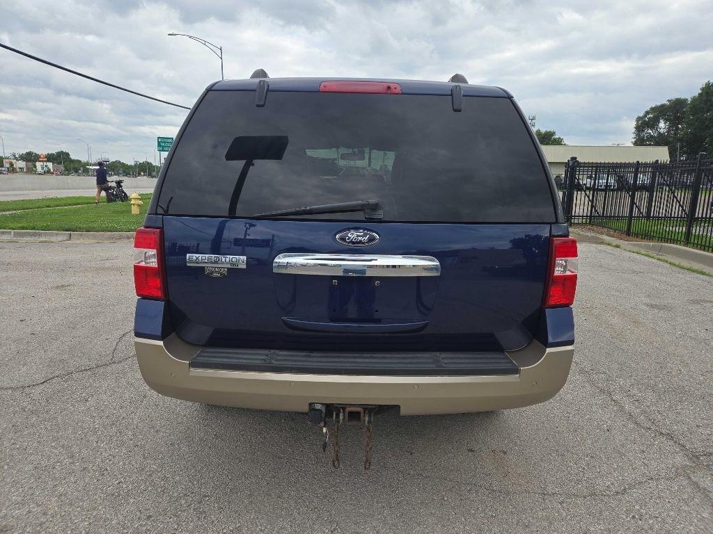 Ford Expedition XLT 4WD 2012