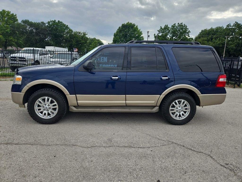 Ford Expedition XLT 4WD 2012