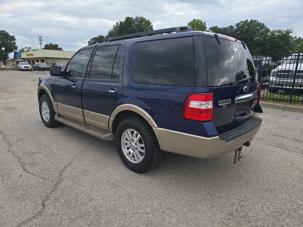 Ford Expedition XLT 4WD 2012