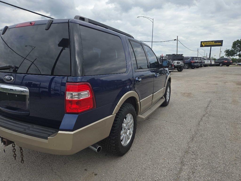 Ford Expedition XLT 4WD 2012