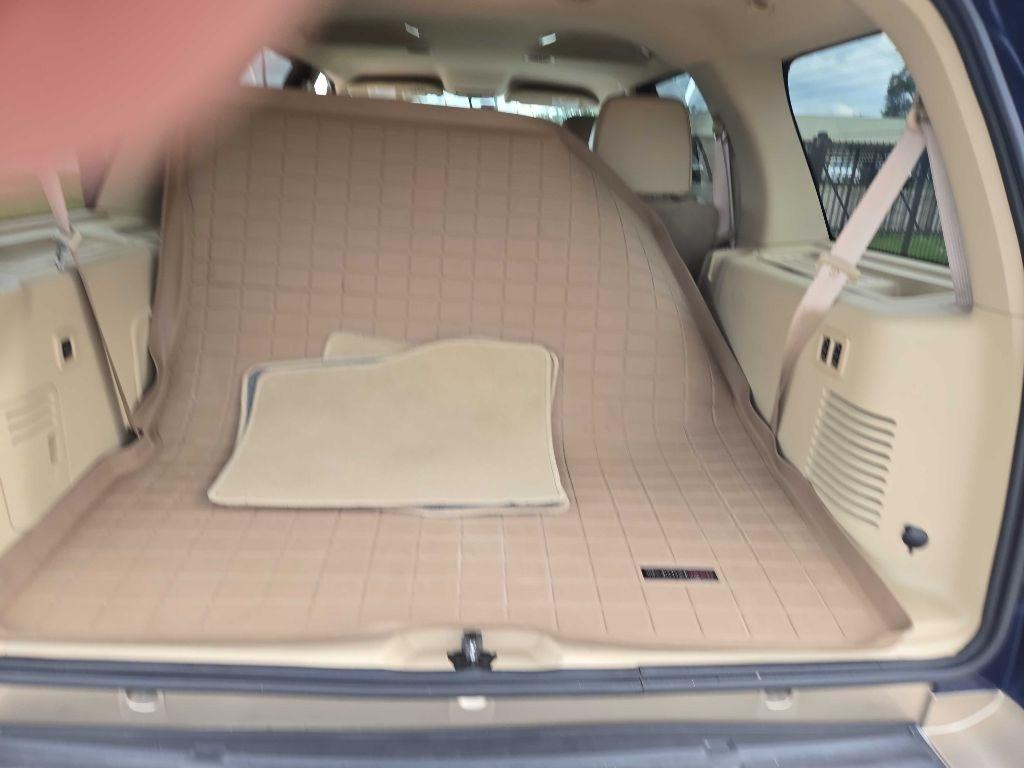 Ford Expedition XLT 4WD 2012