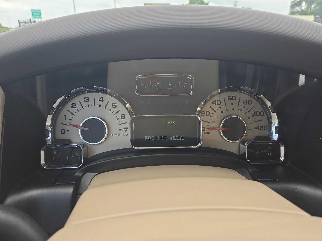 Ford Expedition XLT 4WD 2012