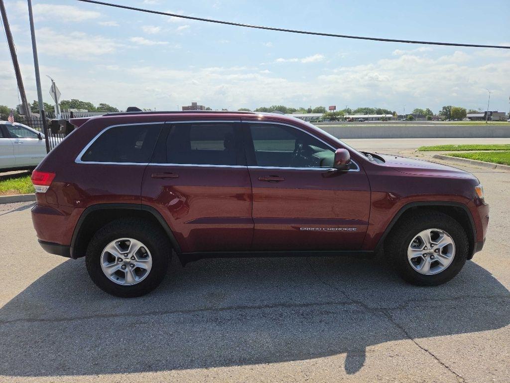 Jeep Grand Cherokee Laredo 4WD 2016