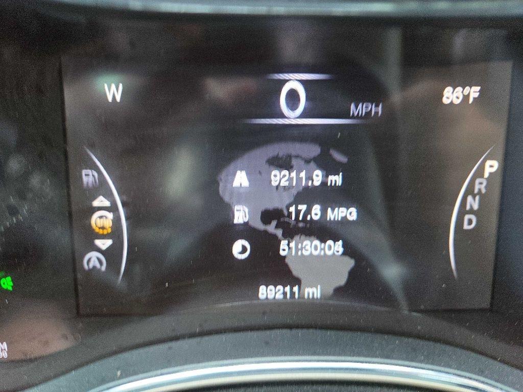 Jeep Grand Cherokee Laredo 4WD 2016