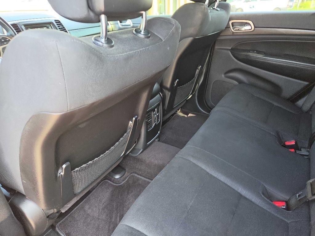 Jeep Grand Cherokee Laredo 4WD 2016