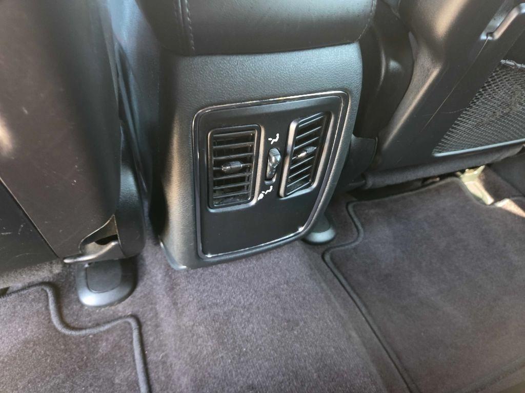 Jeep Grand Cherokee Laredo 4WD 2016