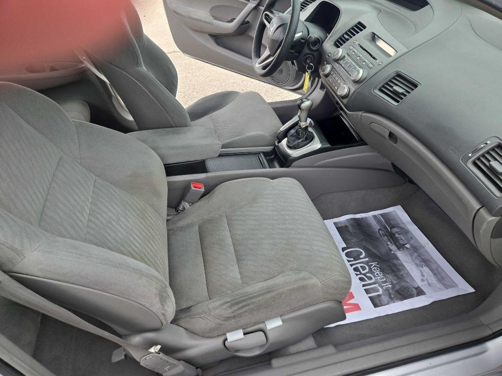 Honda Civic LX Coupe 5-Speed MT 2009