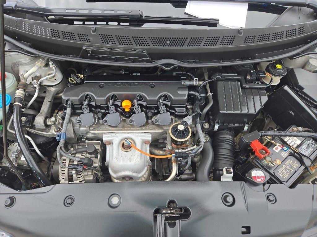 Honda Civic LX Coupe 5-Speed MT 2009