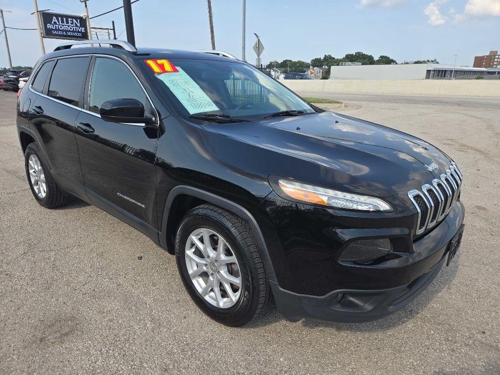 Jeep Cherokee Latitude FWD 2017