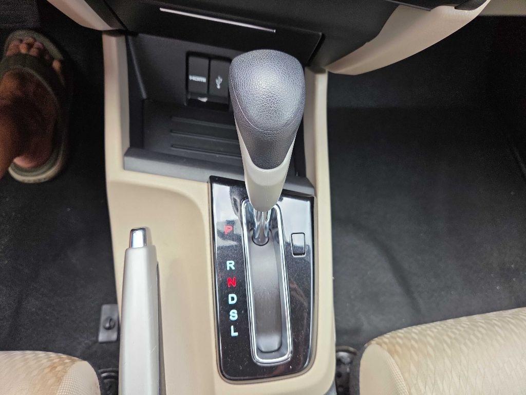 Honda Civic SE Sedan CVT 2015