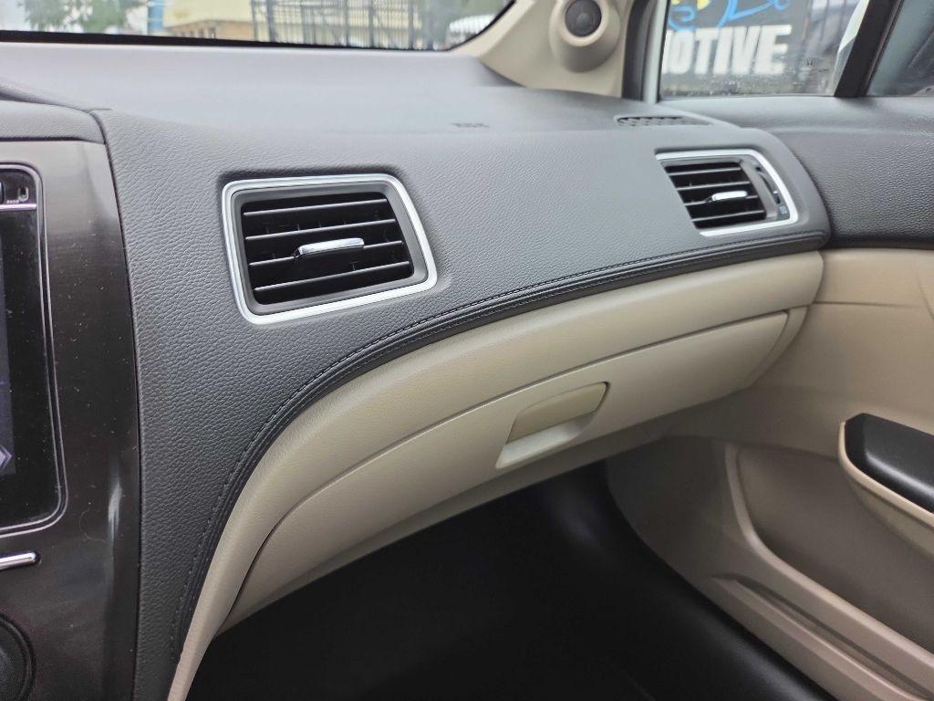 Honda Civic SE Sedan CVT 2015