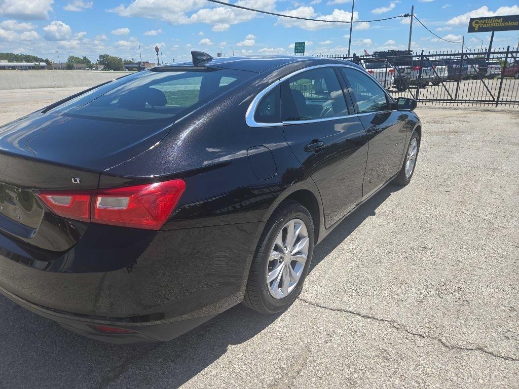 Chevrolet Malibu  2023