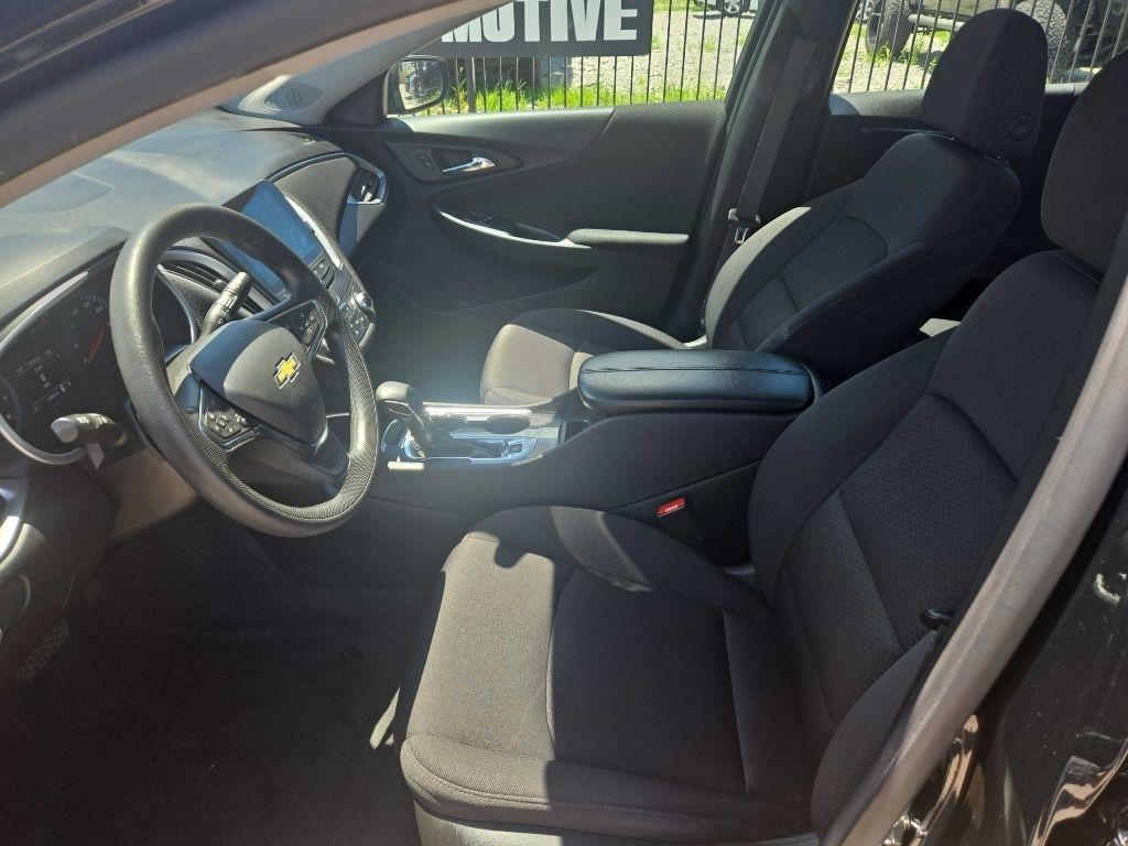 Chevrolet Malibu  2023