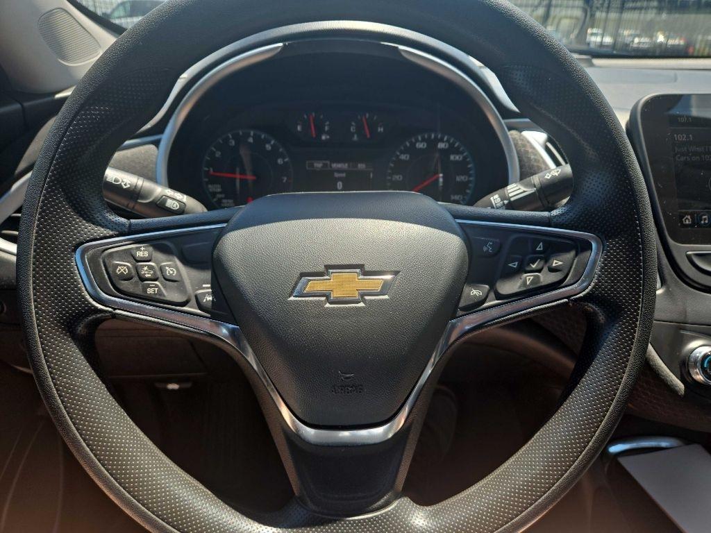 Chevrolet Malibu  2023