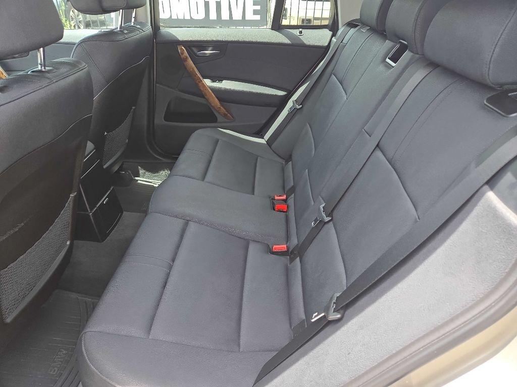BMW X3  2010