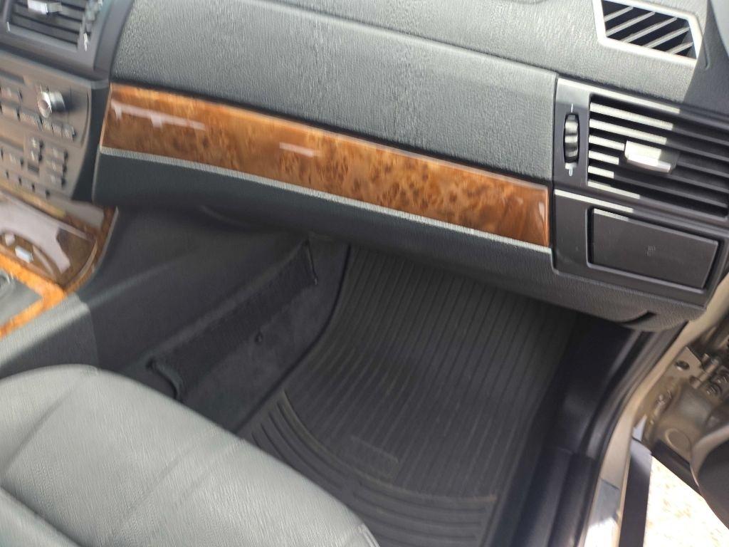 BMW X3  2010