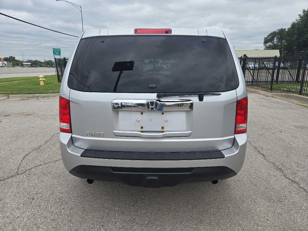 Honda Pilot LX 2WD 5-Spd AT 2012