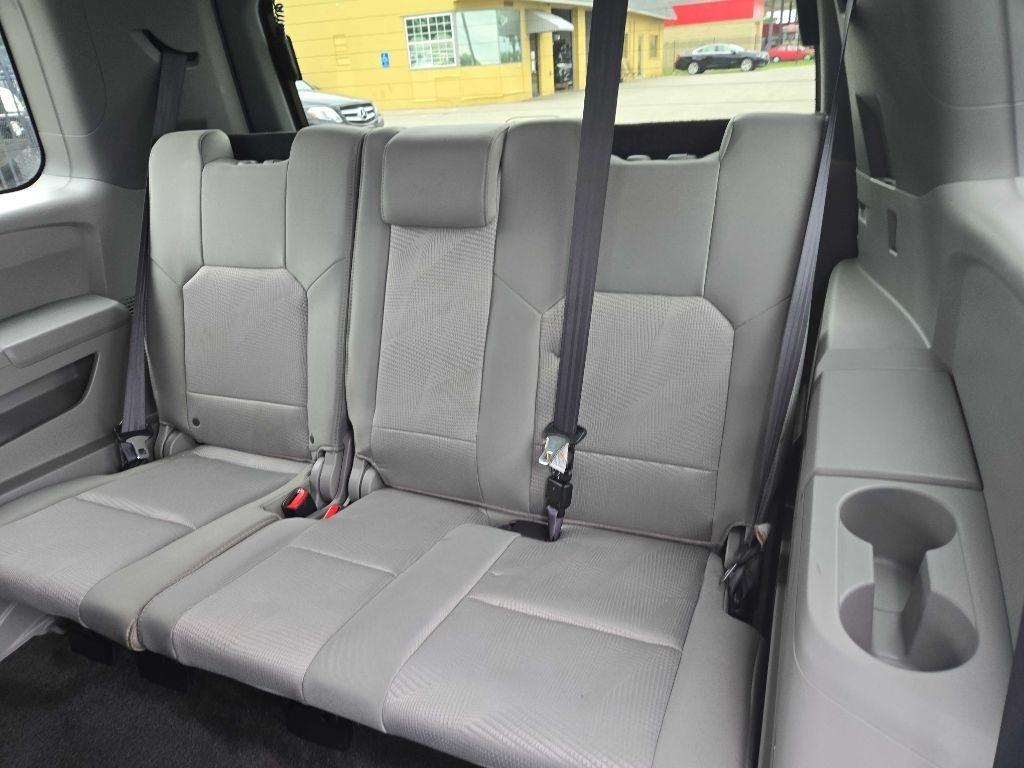 Honda Pilot LX 2WD 5-Spd AT 2012