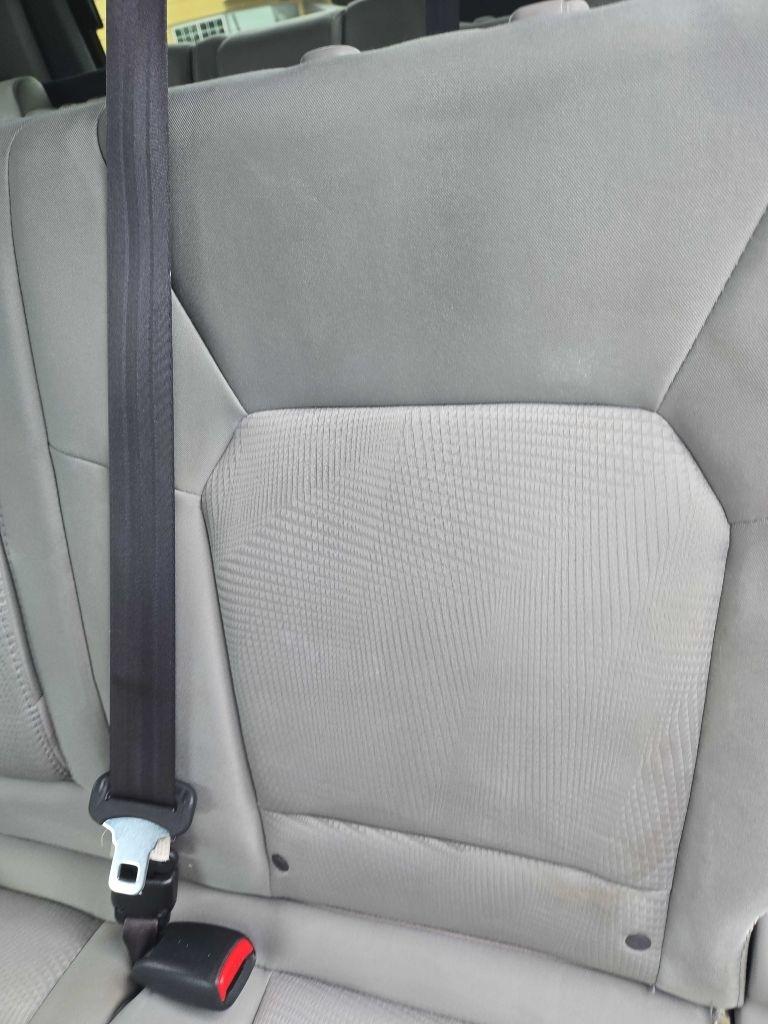 Honda Pilot LX 2WD 5-Spd AT 2012